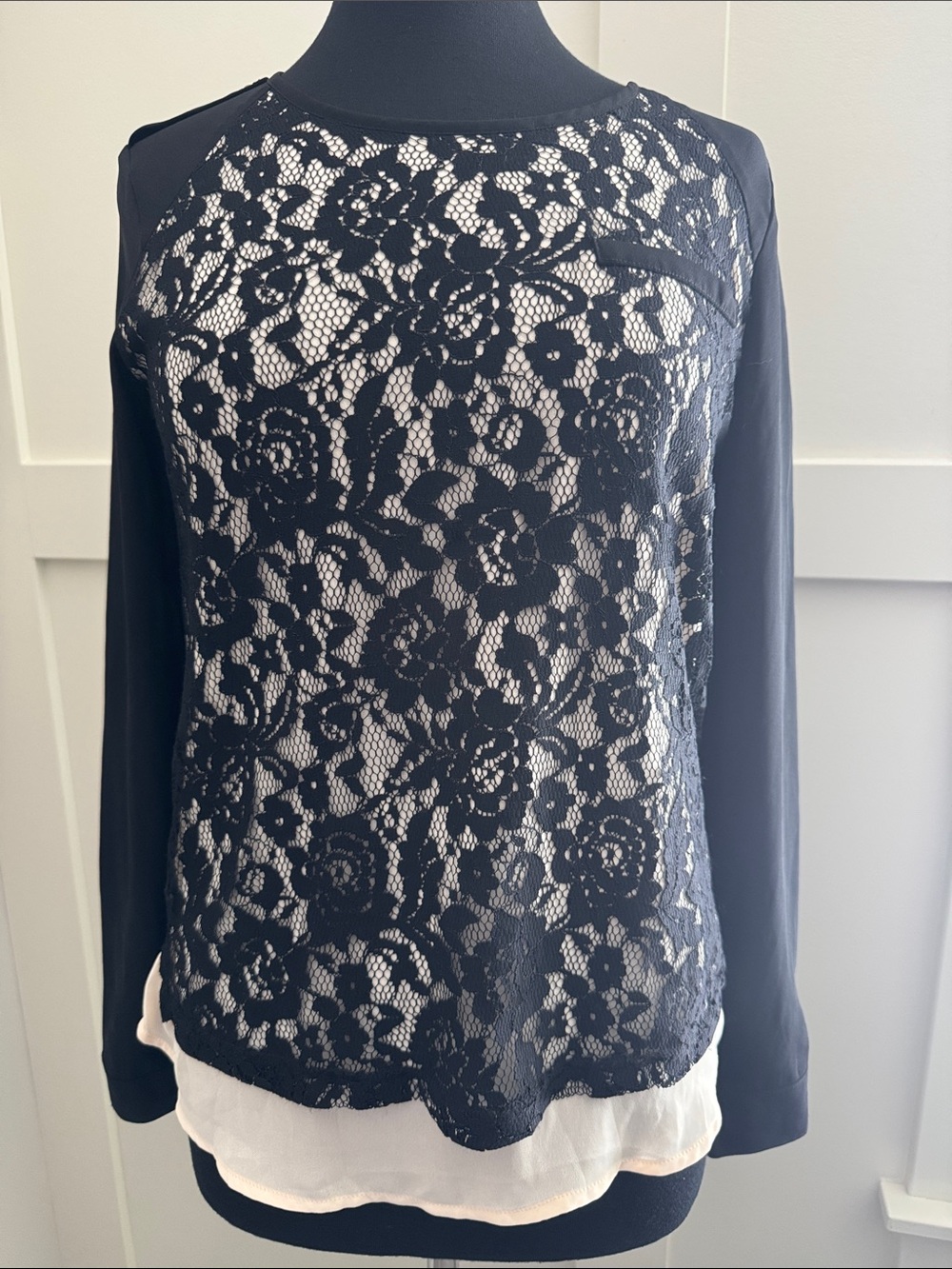 Black Lace Front Long-Sleeve Blouse with Ivory Hem